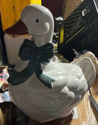 Vintage goose cookie jar Ceramic