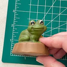 Vintage 70s Neil the Frog Ceramic Painted Frog Figurine Jim ...