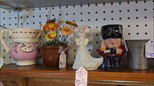 Auntie's Attic Shop & Booth Tour|Yes we ship|Thrifting ...