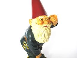 Gnome figurine, 9 INCH Gnome statue after a design by Rien Poortvliet, – UpperDutch