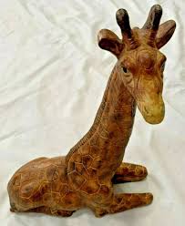 Brown 18" Sitting Giraffe Sculpture Figurine | eBay