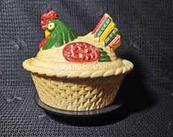 Metlox Poppytrail Provincial Rooster on Nest Covered Bowl ...