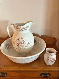 Antique wash basin and pitcher set with small vase. “Azalea” by Clemenston bros. - Chamber Pots & Wash Basins - Oakville, Ontario | Facebook Marketplace