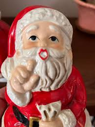 Exclusive K.N. Kissing Santa & Mrs. musical statues… | Noihsaf Bazaar