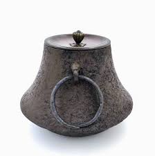 Antique Chagama by Ryumondō-zō 龍文堂造 - Etsy