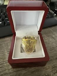 Thurman Munson - 1977 New York Yankees World Series Ring With Wooden Display Box | eBay