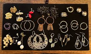 Vintage 21 PC. Earring Job LOT! 6-Clip-ons, 14-Pierced, 1-Pendant! | eBay