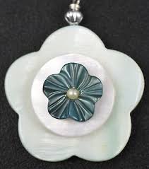 18" Sterling MOP Light Green & White Disk w/ Green Pearl Pendant, 0.9g | eBay