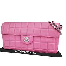 CHANEL CC Logo Chocolate Bar Chain Shoulder Bag Leather ...