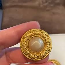 CHANEL | Jewelry | Vintage Chanel Gold Tone Metal Interlocking Cc Round Pearl Clip On Earrings 995 | Poshmark