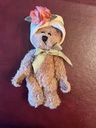 Boyds Bears Plush Carmella de Bearvoire Retired - Archive ...