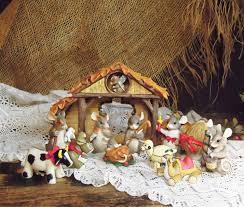 Vintage Resin Nativity - Etsy