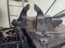 Chas Parker Bench Swivel Vise Model 574c for Sale in Phoenix, AZ - OfferUp