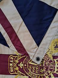 United Kingdom UK Union Jack Royal Crest Fully Sewn Vintage Style Flag 152cm X 101cm - 6 Eyelets - Etsy Canada