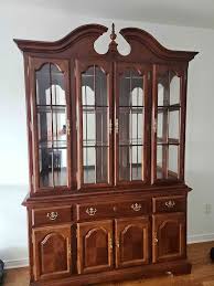 Pendleton, Ontario‎‏ میں فروخت کیے لئے ‏‎‎White China Cabinets‎‎‏ | Facebook Marketplace | Facebook