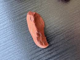 Are these jaspers? I've found these in the east mediterranean sea. How do I know they are different than usual red stones? (More info at body text) : r/whatsthisrock