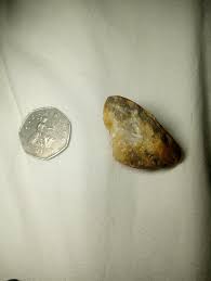 Any help identifying these please? : r/whatsthisrock