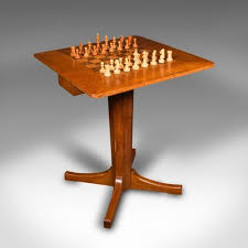 Antique English Chess Table in Oak for sale at Pamono