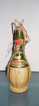 Made in Italy 1946 Vintage Chianti Bottle