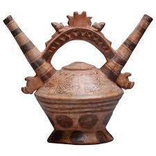 Pre Columbian Chimu Lambayeque Pottery Peruvian Double Spout Vessel at 1stDibs | chimu kingdom crown