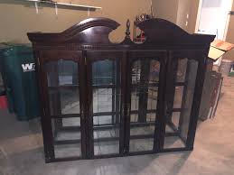 China Cabinet with Lights in Great Condition