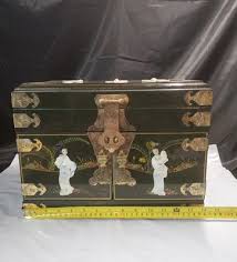 VINTAGE Chinese Asian Jewelry Box with Jade Figures Green ...