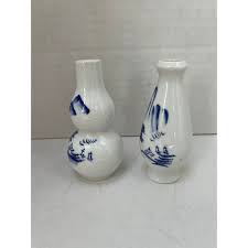 Small Chinese Blue and White Export Porcelain Vases a Pair | Chairish