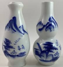 Two small Chinese antique vases very beautiful no chips made of porcelain Great | eBay Australia
