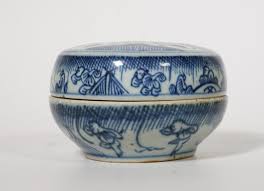 Antique Blue and White Chinese Porcelain Round Box - Jiaqing Period Qing Dynasty Late 17th - 18th - Etsy