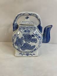 Vintage Antique Chinese Asian classic blue & white Porcelain TEAPOT TEA KETTLE | eBay