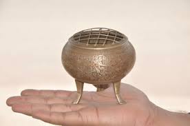 Old Brass Lacquer Engraved Handcrafted Unique Shape Ash Tray | eBay