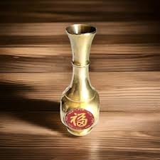 Vintage 1980 Asian Motif Brass Vase - 7.5” Tall x 3” Wide ...