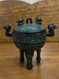 Ancient Chinese Miniature Bronze Metal Duke tripod cooking ...