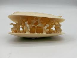 Chinese / Japanese Carved Clam Shell Okimono