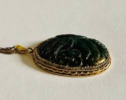 1930s Hand Carved Moss Agate Pendant Set in 800 Silver With Gold Wash and Lovely Filigree Design Back and Hand Crafted Basket Weave Setting - Etsy