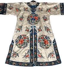 Antique 1920s Pearl White Chinese Silk Satin Hand ...