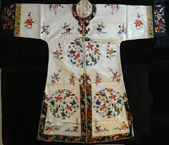 Antique Chinese Embroidered Silk Women's Robe. 1st half ...