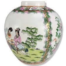 Chinese Hand Painted Porcelain Famille Rose Ginger Jar ...