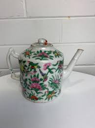 Lot - A Chinese Famille rose teapot