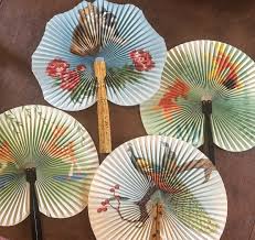 4 Vintage Decorated Hand Fans Made in The Peoples Republic of China Fawn Cat + | eBay