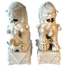 Carved Wood Foo Dog Decorative Cigar, Cigarette or 420 Ashtray For Sale at 1stDibs