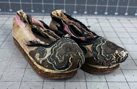 Antique Chinese Child Shoes | EstateSales.org