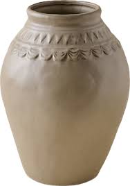 Evelyn Rustic Motif Vase – Magnolia