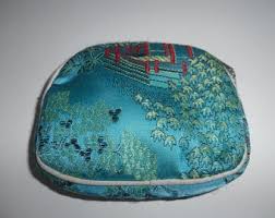 14K Gold Clasp Pearl Bracelet and Storage Case - Etsy