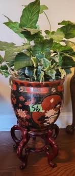 Chinese Planter W Stand | Live and Online Auctions on HiBid.com