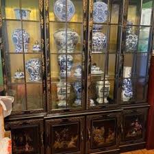Chinoiserie China Cabinet for Sale in Mansfield, TX - OfferUp