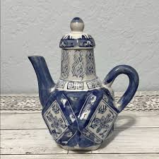 Chinoiserie Tea Pot Blue White Asian Decor Geometric Shape ...