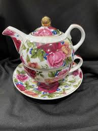 Vintage 4 Piece Floral Designed , Teapot / Cup & Saucer Set | eBay