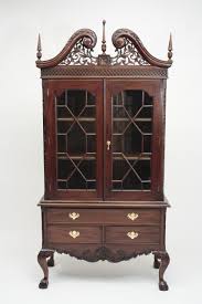 Chippendale Display Cabinet | Laurel Crown Furniture