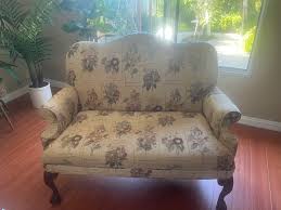 Bota vaquera grabada